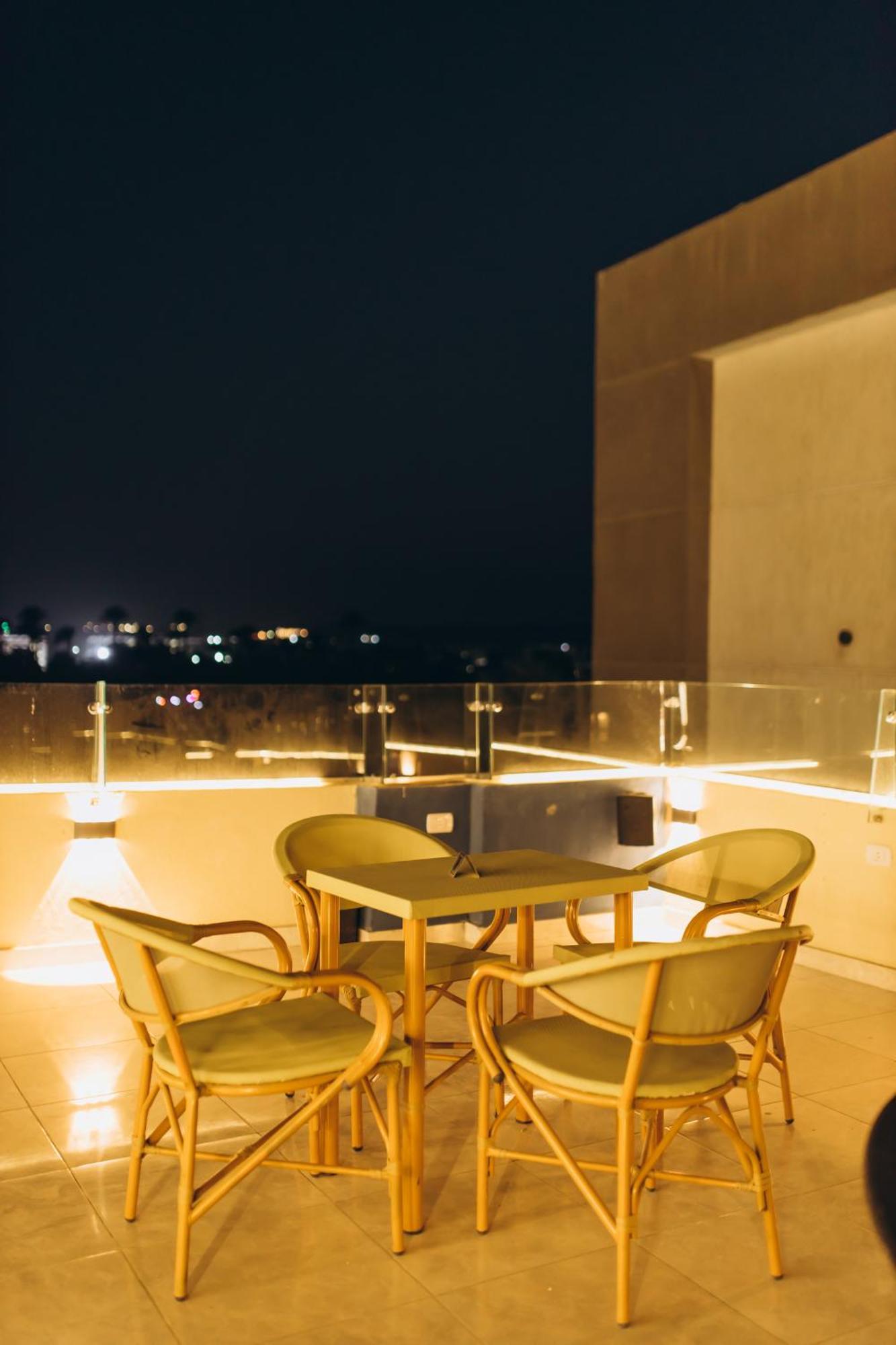 Regent Pyramids View 호텔 Kafret el-Gabal 외부 사진