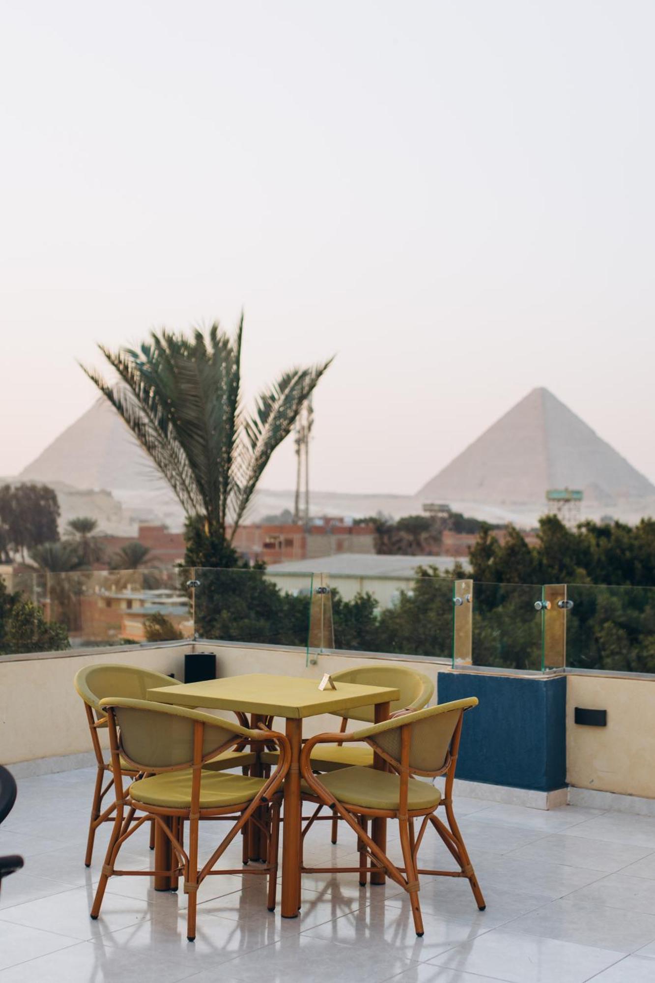 Regent Pyramids View 호텔 Kafret el-Gabal 외부 사진